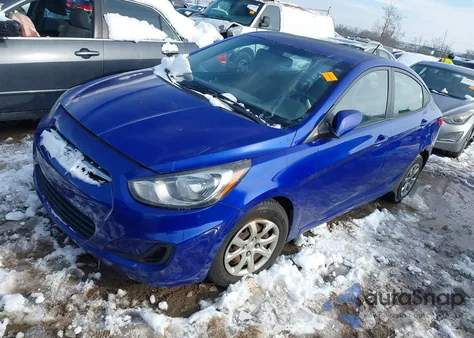 2013 Hyundai Accent Gls z USA, uszkodzony, nr VIN KMHCT4AE2DU329928